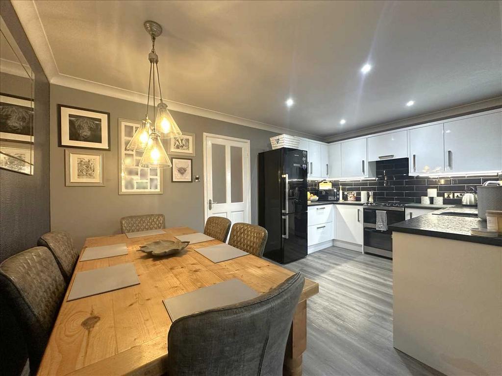 Dining Kitchen