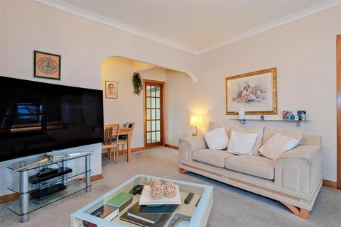 undefined, Newfield Crescent, Hamilton