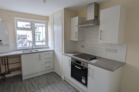 1 bedroom flat to rent, Kirby Road, North End