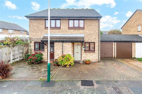 2 bedroom semi-detached house for sale, Sarre Avenue, Hornchurch, RM12