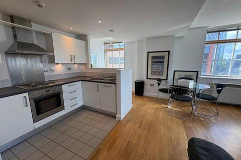2 bedroom flat to rent, Beaumont Building, 22 Mirabel Street, Manchester