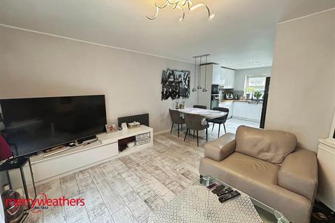 undefined, Banbridge grove