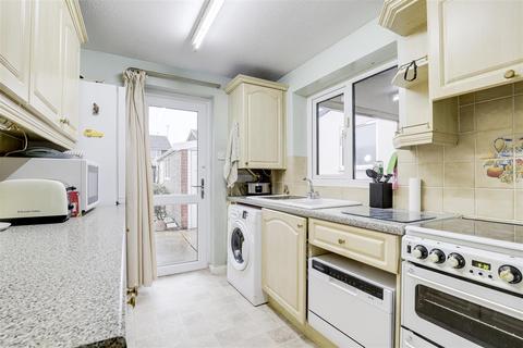 undefined, Dovedale Avenue, Long Eaton NG10