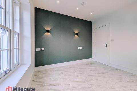 undefined, East Street, Rochford SS4