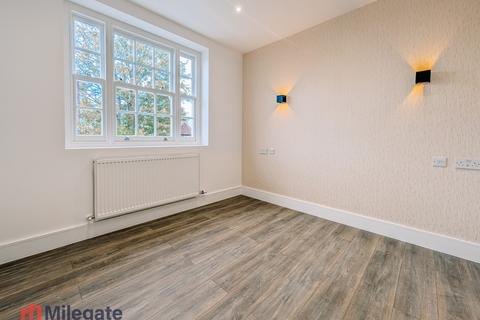 undefined, East Street, Rochford SS4