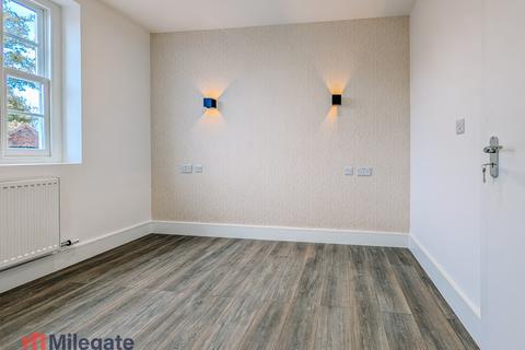 undefined, East Street, Rochford SS4
