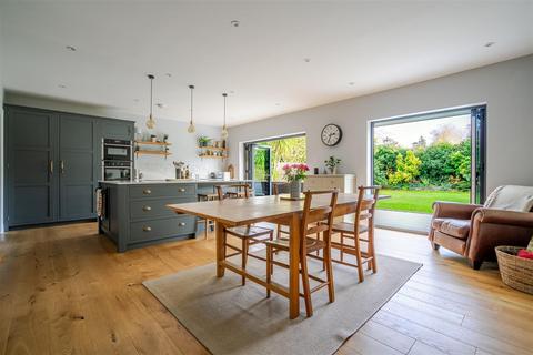 undefined, Huntsmans Meadow, Ascot