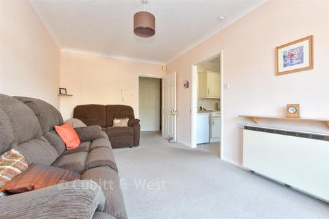 1 bedroom apartment for sale, Peregrine Gardens, Croydon CR0