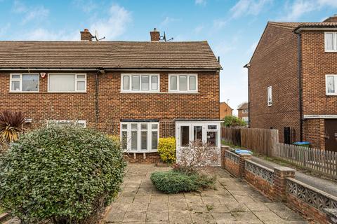 Keightley Drive, London, SE9