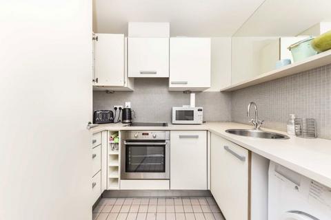 1 bedroom flat to rent, Plumbers Row, London E1