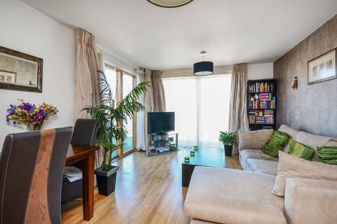 2 bedroom flat to rent, Bartholomew House, London  W10