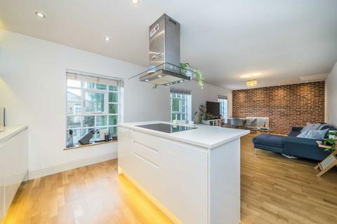 2 bedroom flat for sale, Welmar Mews, London SW4