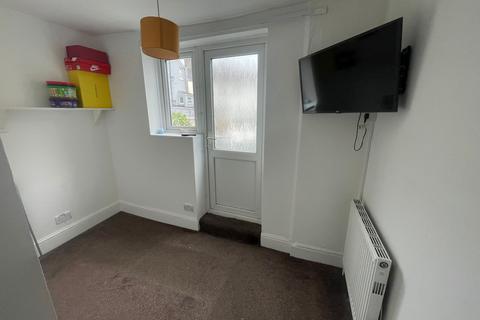 undefined, 51 Salisbury Road