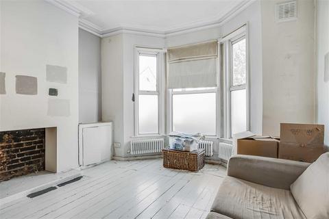 2 bedroom flat for sale, London NW10