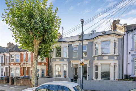 2 bedroom flat for sale, London NW10