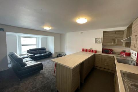 undefined, 69 Hill Park Crescent