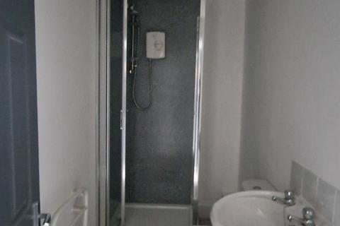 2 bedroom apartment to rent, 12/13 Woodland Terrace Flat 12