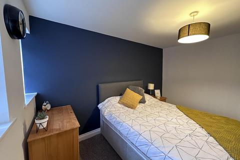 1 bedroom apartment to rent, 30 Ermington Terrace, Flat 2