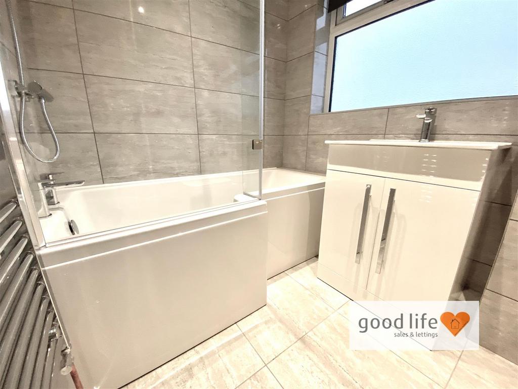 20251107 155541896 i OS53bownessroad.jpg