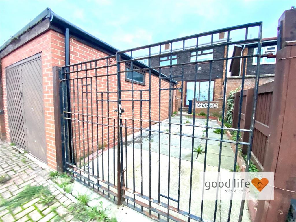 20251107 160721962 i OS53bownessroad.jpg