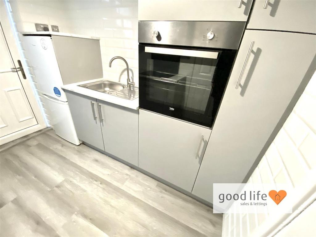 20251107 155449840 i OS53bownessroad.jpg