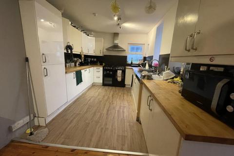 undefined, 19 Cheltenham Place
