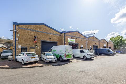 Warehouse to rent, Rotherhithe New Rd London SE16 3EH