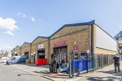 Warehouse to rent, Rotherhithe New Rd London SE16 3EH
