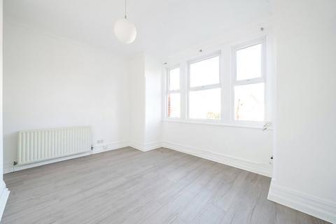 2 bedroom flat to rent, Creffield Road, London, W5
