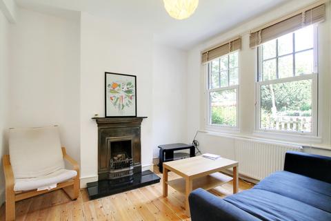 2 bedroom flat to rent, Winns Terrace, Walthamstow, London, E17