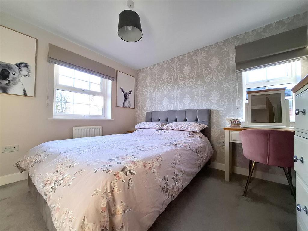 BED1.jpg