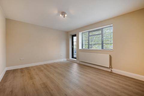 2 bedroom apartment to rent, Wilbraham House, Vauxhall London SW8