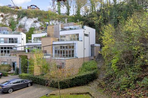 4 bedroom semi-detached house for sale, Chantry Quarry, Guildford
