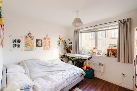 2 bedroom flat for sale, Queen Street, Bristol BS2