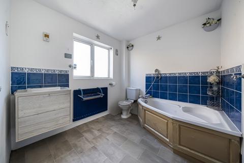 4 bedroom detached house for sale, White Edge Moor, Liden, Swindon, SN3