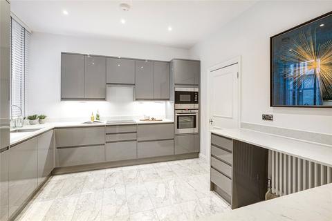 4 bedroom apartment to rent, Gloucester Road, South Kensington, London, SW7