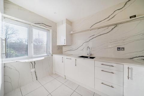 3 bedroom end of terrace house for sale, South Reading,  Berkshire,  RG2