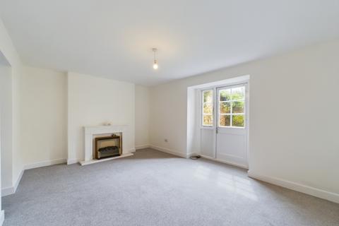 2 bedroom flat to rent, Lansdown Crescent, Cheltenham, GL50