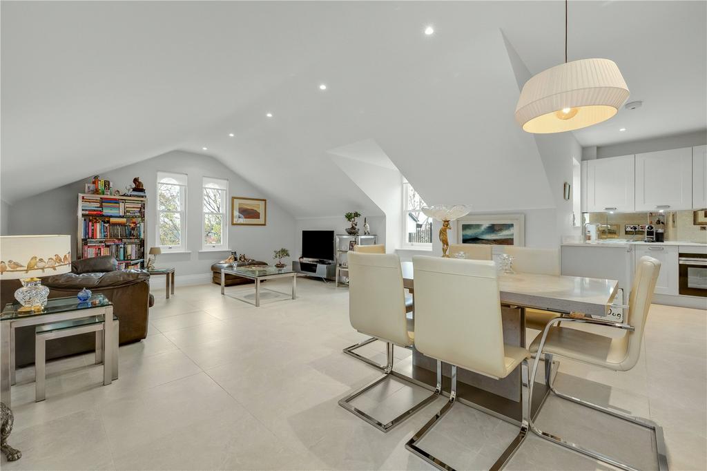 Rec/Dining Room
