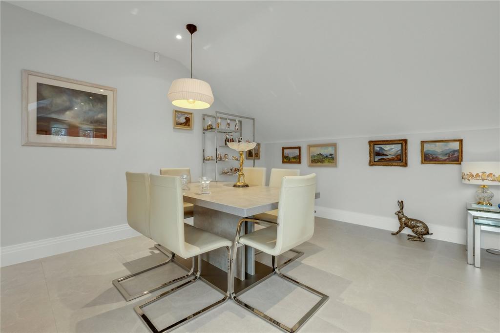Rec/Dining Room