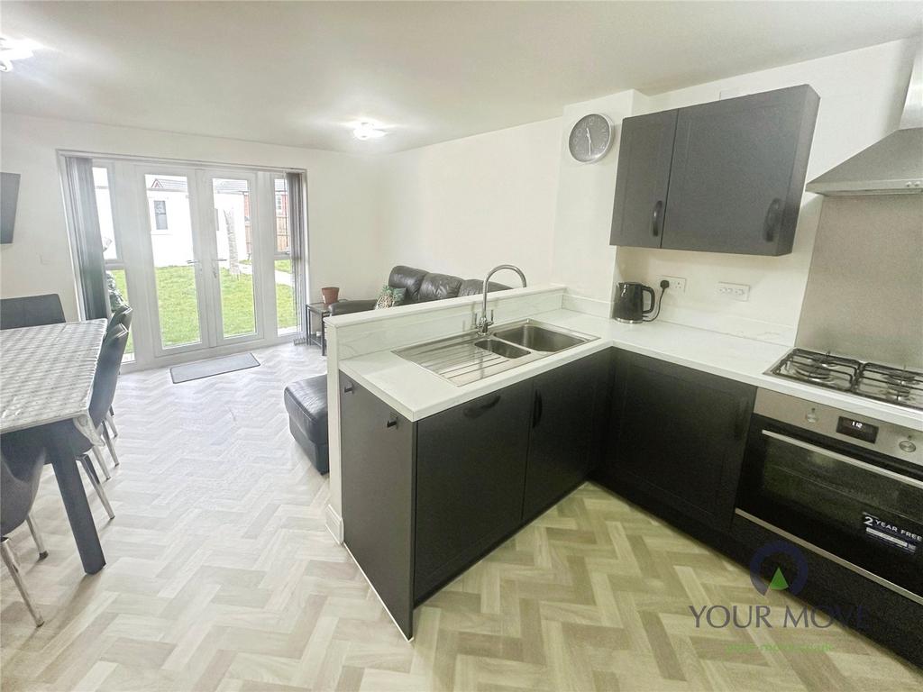Kitchen/Dining Room