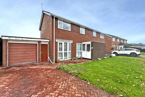 3 bedroom semi-detached house for sale, Avondale Drive, Severn Meadows, Shrewsbury