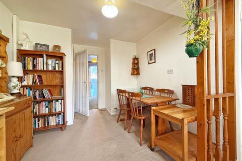 3 bedroom semi-detached house for sale, Avondale Drive, Severn Meadows, Shrewsbury