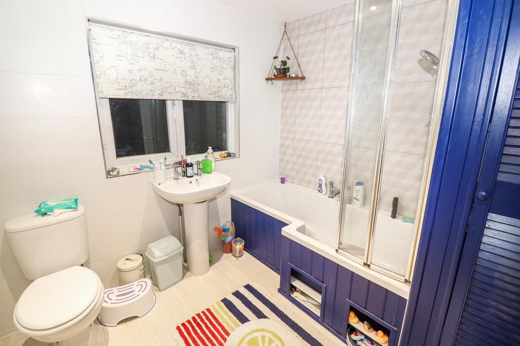 Bathroom / WC