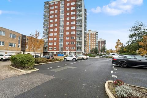 undefined, Lakeside Rise, Manchester, M9