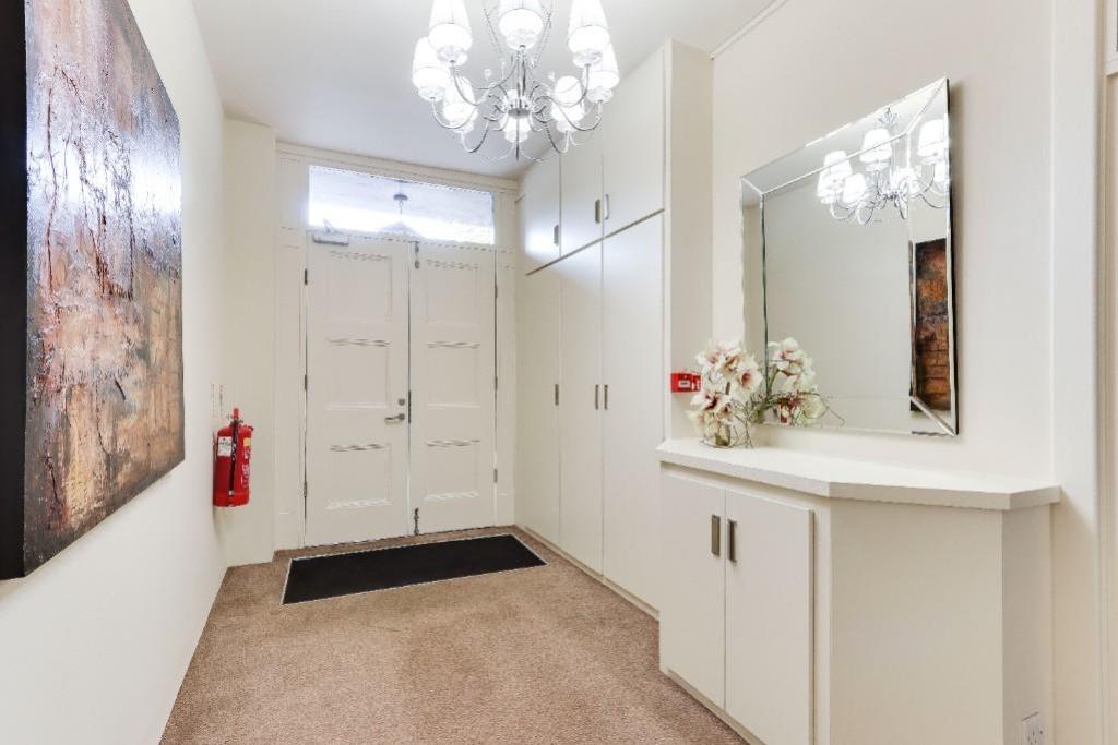 Flat 7 westcliffe court (1)