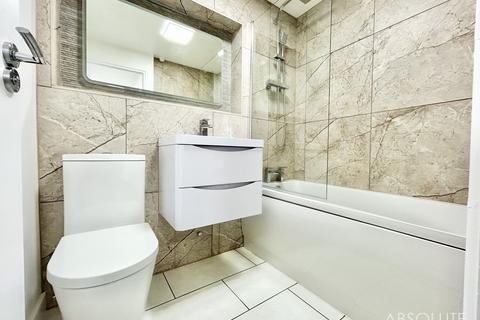 1 bedroom apartment to rent, St. Lukes Road South, Torquay, TQ2