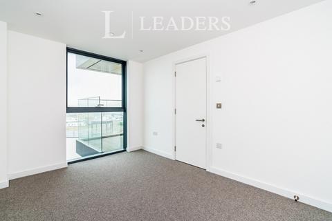 3 bedroom flat to rent, The Moresby Tower, Ocean Way, Southampton, SO14
