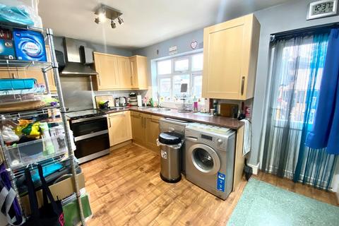 undefined, Middleton Avenue, London