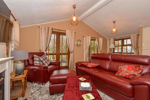 2 bedroom park home for sale, Woodlands Park, Biddenden, Ashford, Kent
